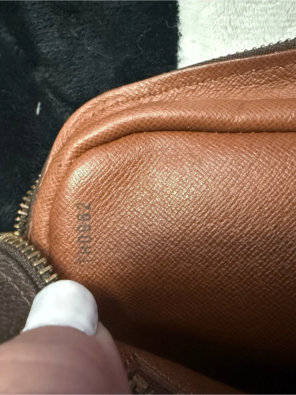 Louis Vuitton classic louis